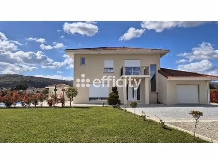 maison 4 pièces - 145 m²