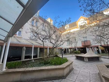 appartement 2 pièces ? centre-ville