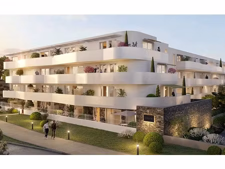 location stationnement  m² t- à agde  30 €