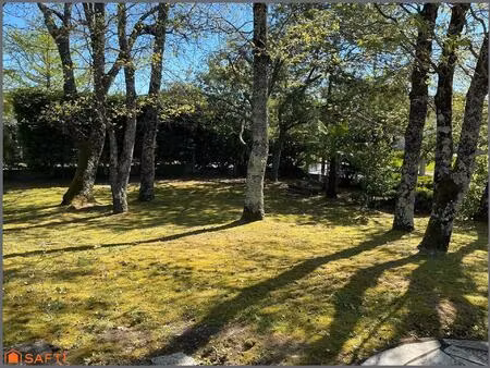 grande maison traditionnelle et familiale d’ environ 165m2 sur jardin de 1000m2