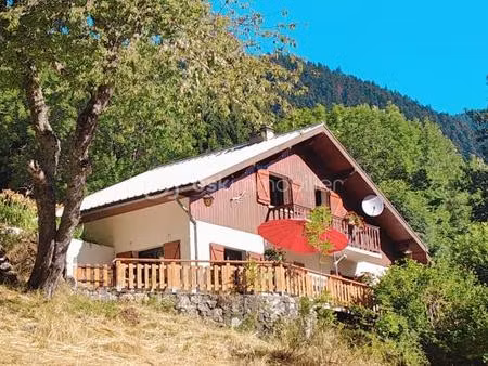 chalet 4 chambres - en pleine nature - a 15 minutes des pistes de ski