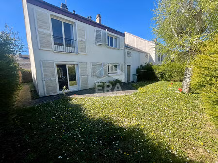 maison familiale individuelle 6 pièces à vendre à villepreux - quartier le prieuré