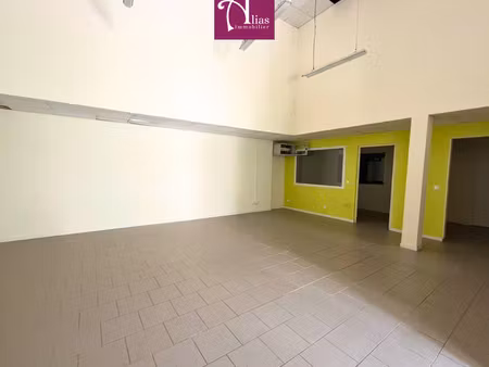 à louer - 135m2 - rdc - grand-camp - les abymes