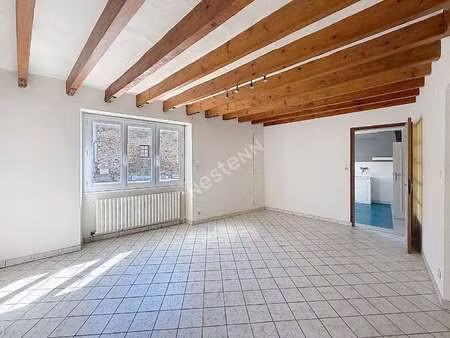 vente maison au mesnil-en-vallée (49410) : à vendre / 96m² le mesnil-en-vallée