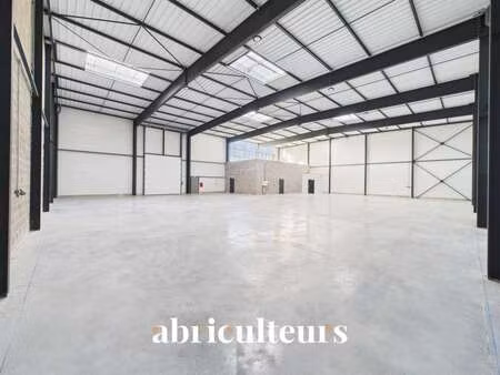 vente bureaux et commerces à chartres (28000) : à vendre / 755m² chartres
