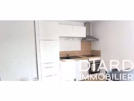 location appartement 2 pièces à fougères (35300) : à louer 2 pièces / 31m² fougères