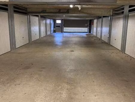location garage box et parking à mordelles (35310) : à louer / 17m² mordelles