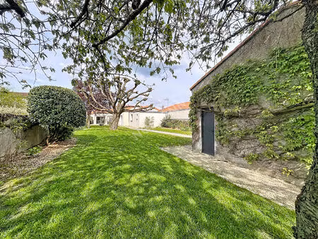 maison 6 pièces à vendre - la guyonnière