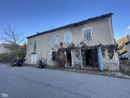 vente maison 8 pièces 165 m² la motte-du-caire (04250)