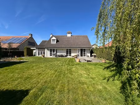 huis te huur in roeselare met 4 slaapkamers