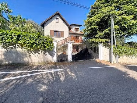 maison de prestige de 245 m2 en vente feyzin  auvergne-rhône-alpes