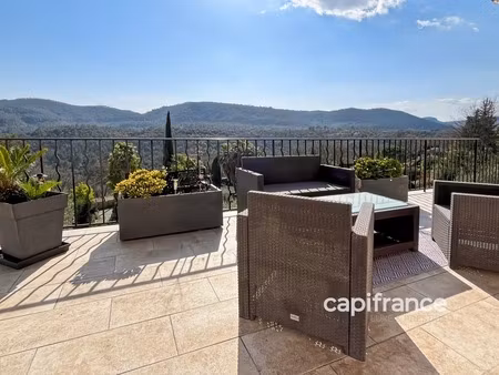 villa de charme avec vue panoramique et piscine - 7 pièces - bagnols en foret (83)