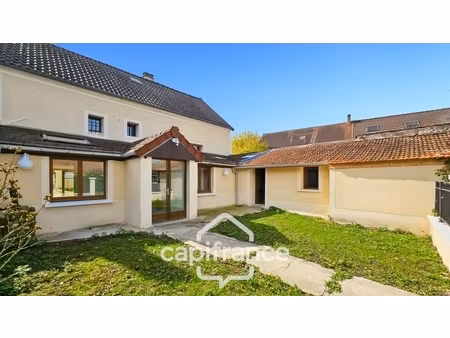 maison familiale entièrement rénovée- 115 m² -jardin-au calme