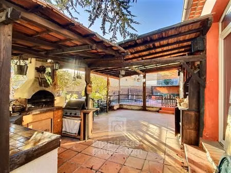 villa levens 7 pièce(s) 132 m2