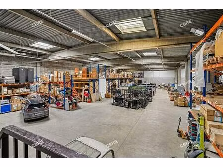location local d'activités l'hay les roses 1 525 m²