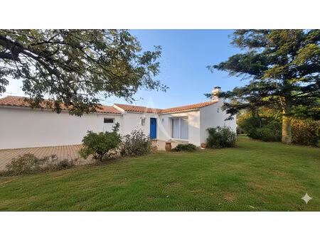 maison barbatre 5 pièce(s)