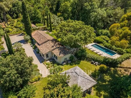 propriété d’exception en pierre – élégance  charme & art de vivre