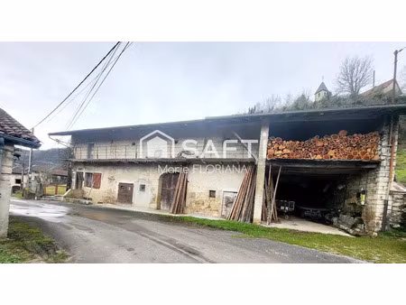 vente maison 8 pièces 300 m² à coisia (39240)  90 000 €