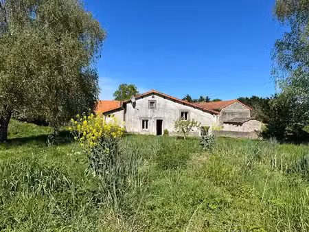 vente maison 5 pièces 120 m² à boivre-la-vallée (86470)  105 000 €