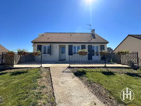 vente maison 4 pièces 70.9 m² à arcomps (18200)  103 000 €