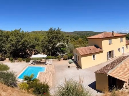maison d'architecte d'exception à besse sur issole