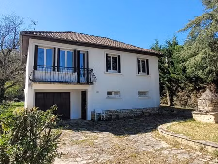 maison avec garage sur terrain de 1848 m²