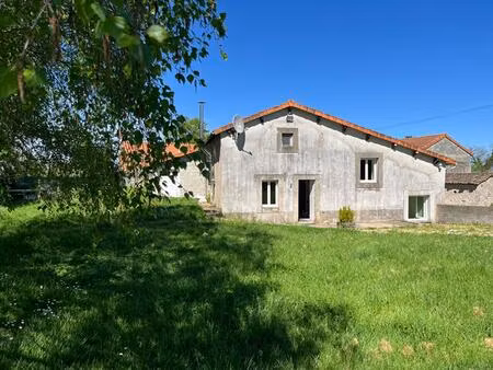 maison de 120 m2 secteur boivre la vallée  4 chambres   jardin de 1900 m2  dépendances