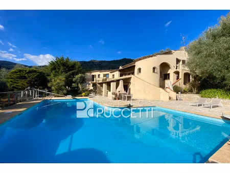 vente maison 7 pièces 175 m² vence (06140)