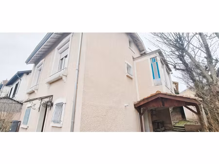 montchat lyon 3 – maison 5 pièces avec jardin  calme et emplacement d’exception