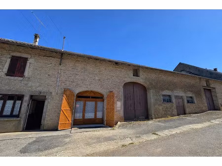 vente maison 4 pièces 128.7 m² à lons-le-saunier (39000)  147 000 €