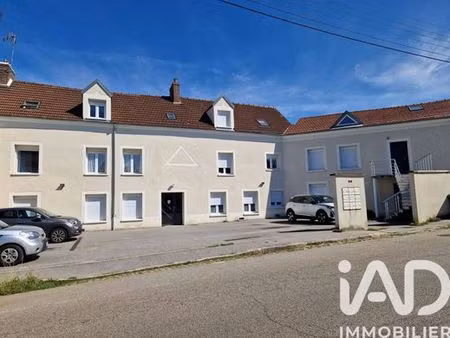 prestigieux immeuble de rapport en vente à flins-sur-seine  île-de-france