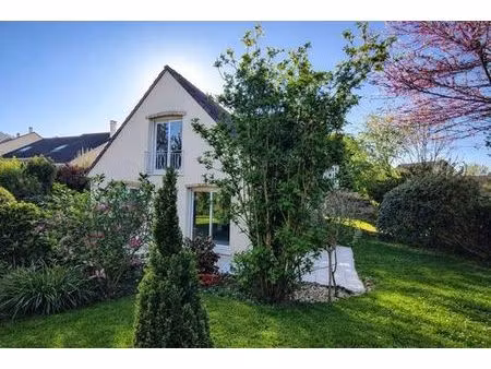 maison de luxe de 8 pièces en vente à fourqueux  france