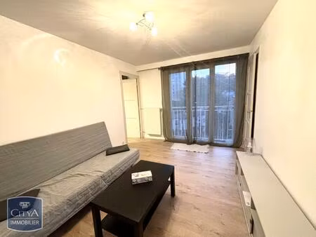 location appartement 2 pièces 40m² st etienne 42000