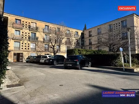 aix av jean moulin locaux pro ou appartement