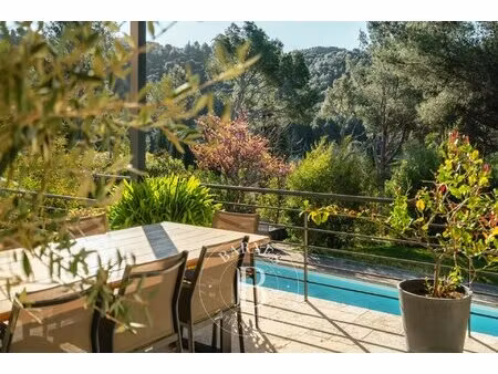 vente - cassis - les janots - villa familiale - piscine - dépendance