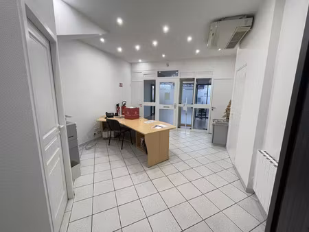 location commerce 64 m² à tonneins (47400)