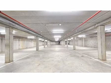 23 autostaanplaatsen in nieuwbouw