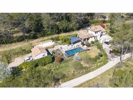 vente maison 9 pièces 200 m² carnoules (83660)