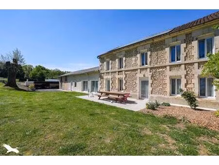 vente maison 6 pièces 191 m² chantillac (16360)