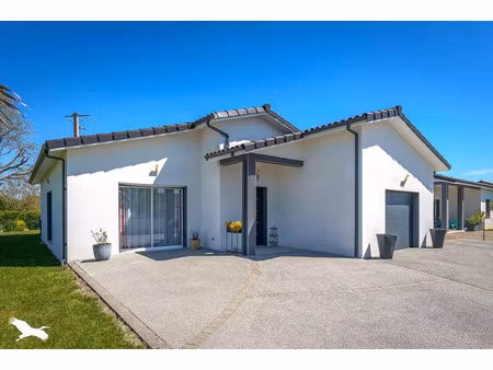 vente maison 5 pièces 125 m² castelsarrasin (82100)