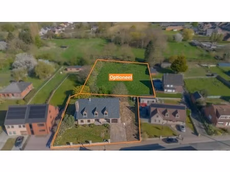 erpe-mere - ruime villa met potentieel in rustige straat