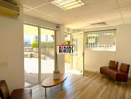 vente commerce 49 m²