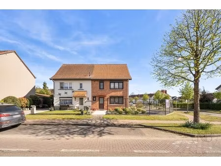 instapklare woning met 3 slaapkamers!