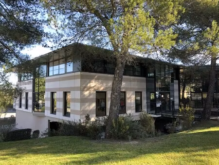 location local professionnel 168m² aix en provence 13290