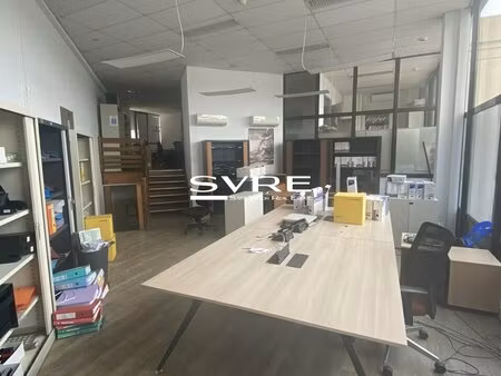 location local professionnel 210m² gemenos 13420