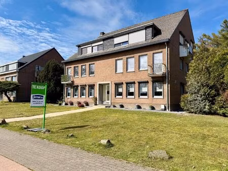 appartement te koop in dilsen-stokkem met 3 slaapkamers