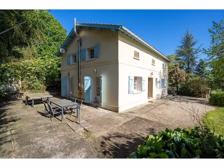 vente propriété 7 pièces 168 m² à gondrin (32330)  249 000 €