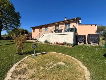 vente villa 5 pièces 114 m² à montrevel-en-bresse (01340)  239 000 €