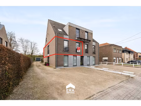 appartement te koop in eeklo met 2 slaapkamers