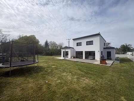 a vendre riec sur belon (29340) maison 6 pièces 4 chambres 119 m2
